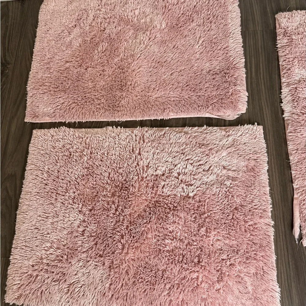 Pink Shaggy Bath Mat Set